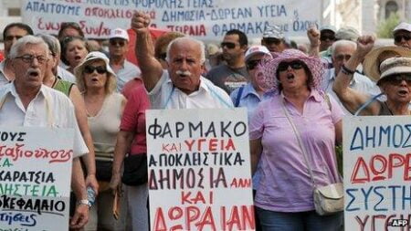 La Grecia aumenterà le pensioni di anzianità